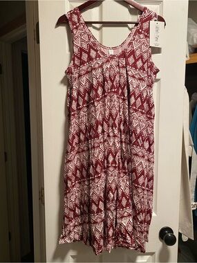 NWT Latched Mama The Momper in Geo Brick